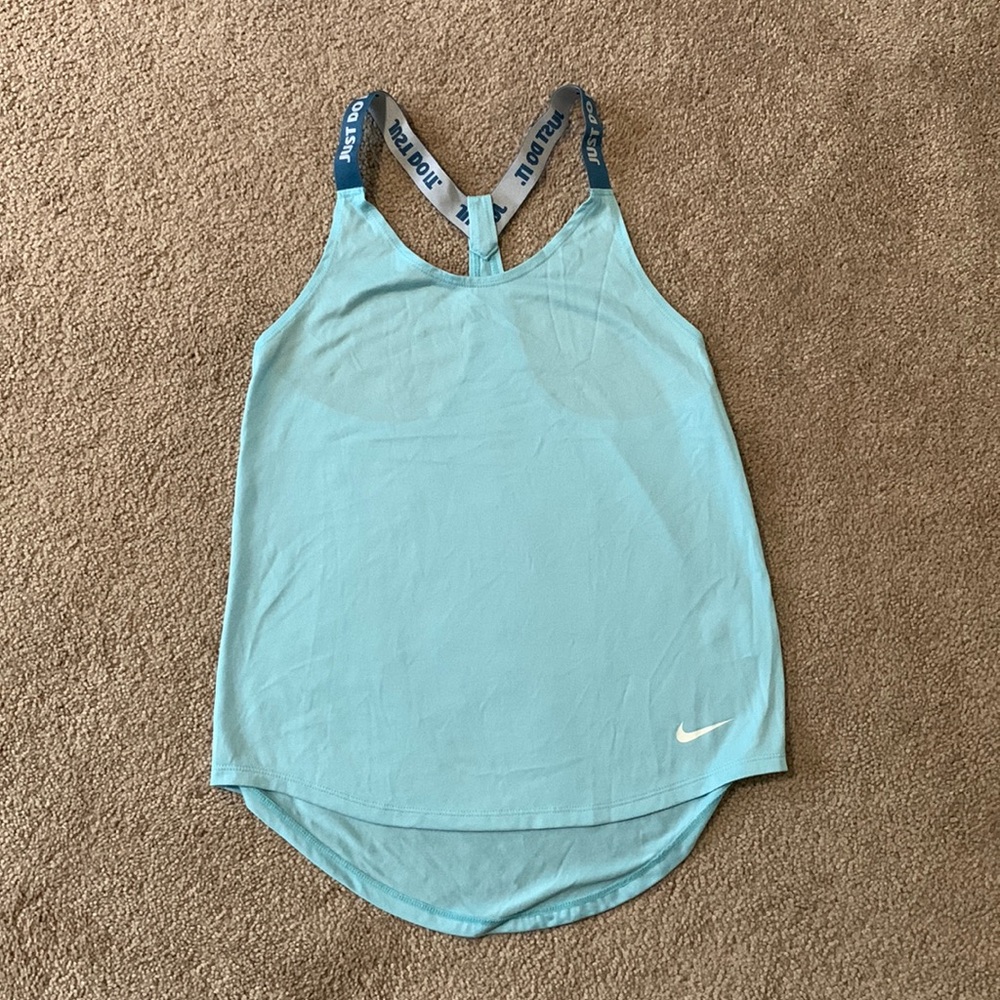 Lightweight NIKE athletic top